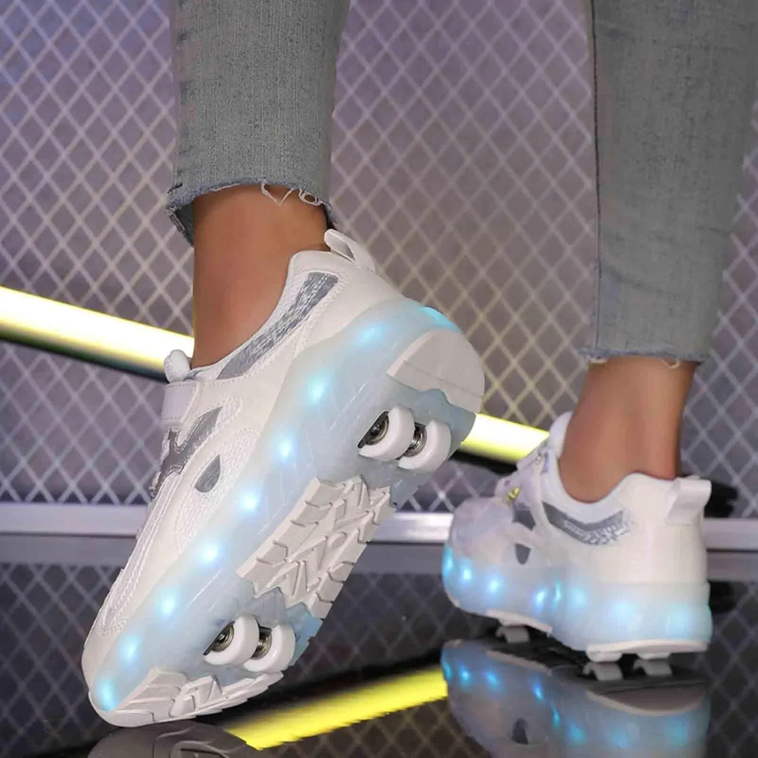 16 LED Light Up Kids Roller Skate Shoes with 4 Detachable Wheels, Sneakers for Boys Girls Birthday Thanksgiving Christmas Day