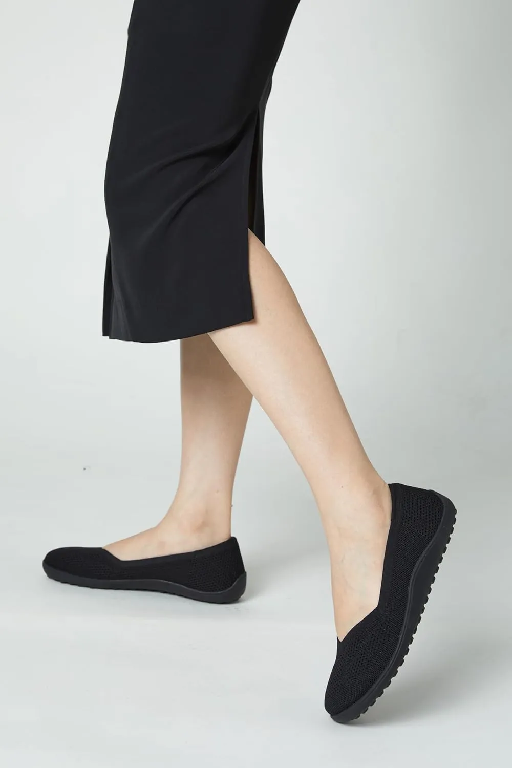 Arromic Women Flats Comfortale V-Cut Flat Shoes for Women Ballet Flats Wide Toe Box