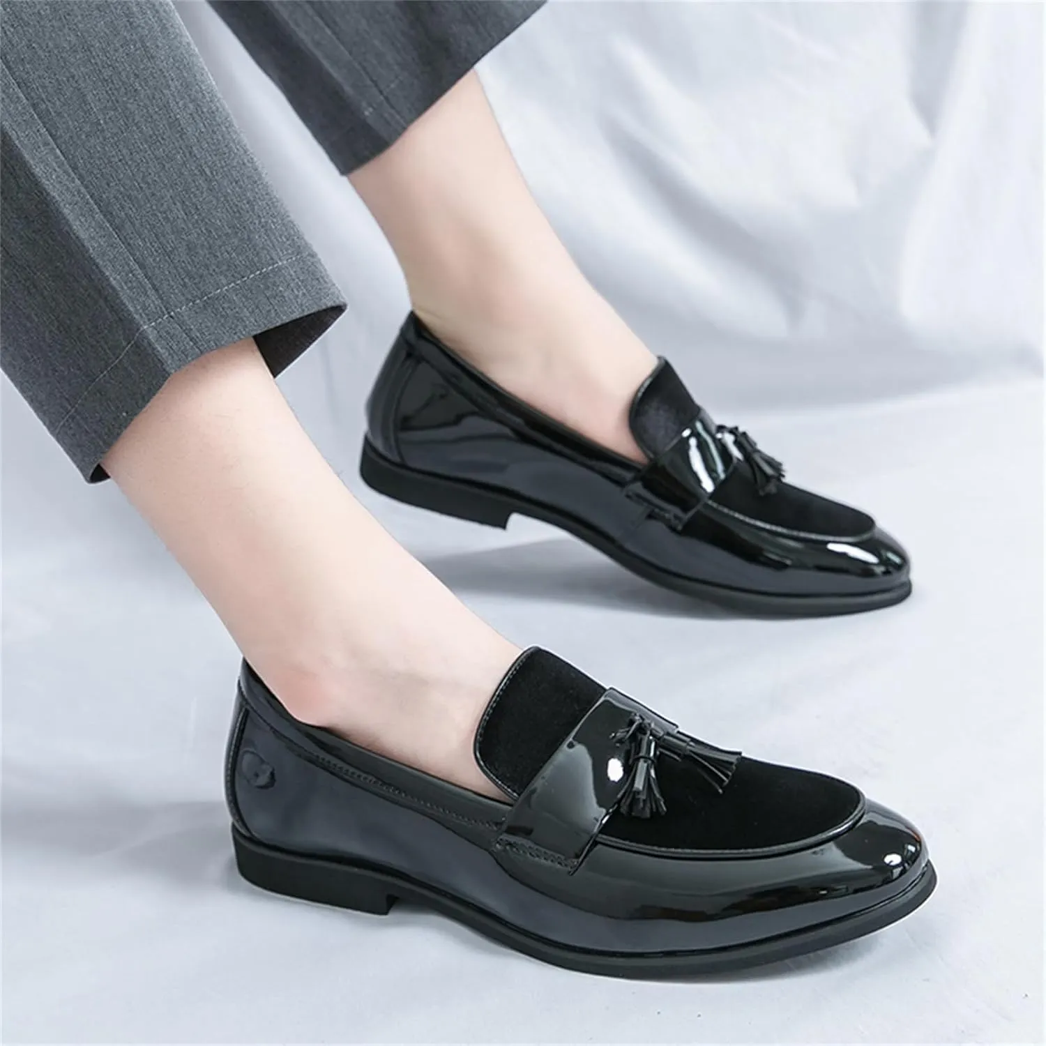 FOTN Mens Patent Leather Slip On Tassels Penny Loafers Luxury Two Tone Suede Dress Smoking Shoes for Business Party Wedding