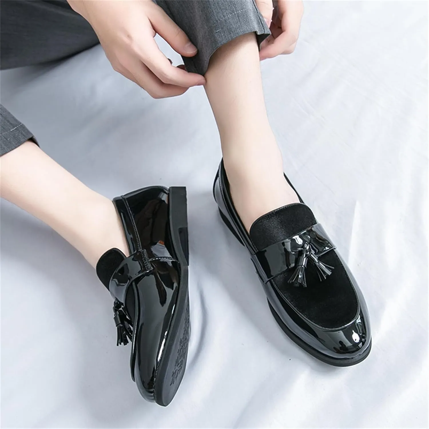 FOTN Mens Patent Leather Slip On Tassels Penny Loafers Luxury Two Tone Suede Dress Smoking Shoes for Business Party Wedding