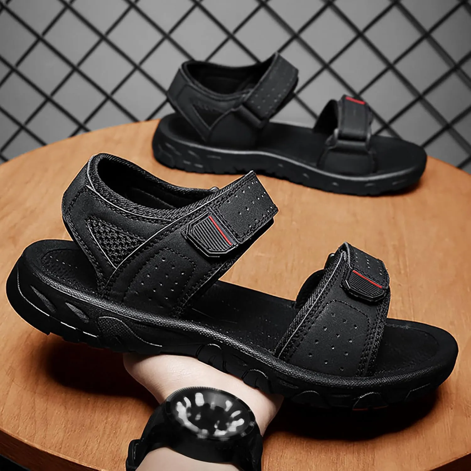 Men's Arch Support Hiking Sandals Outdoor Athletic Comfortable Beach Water Sandals with Adjustable Hook And Loop Straps