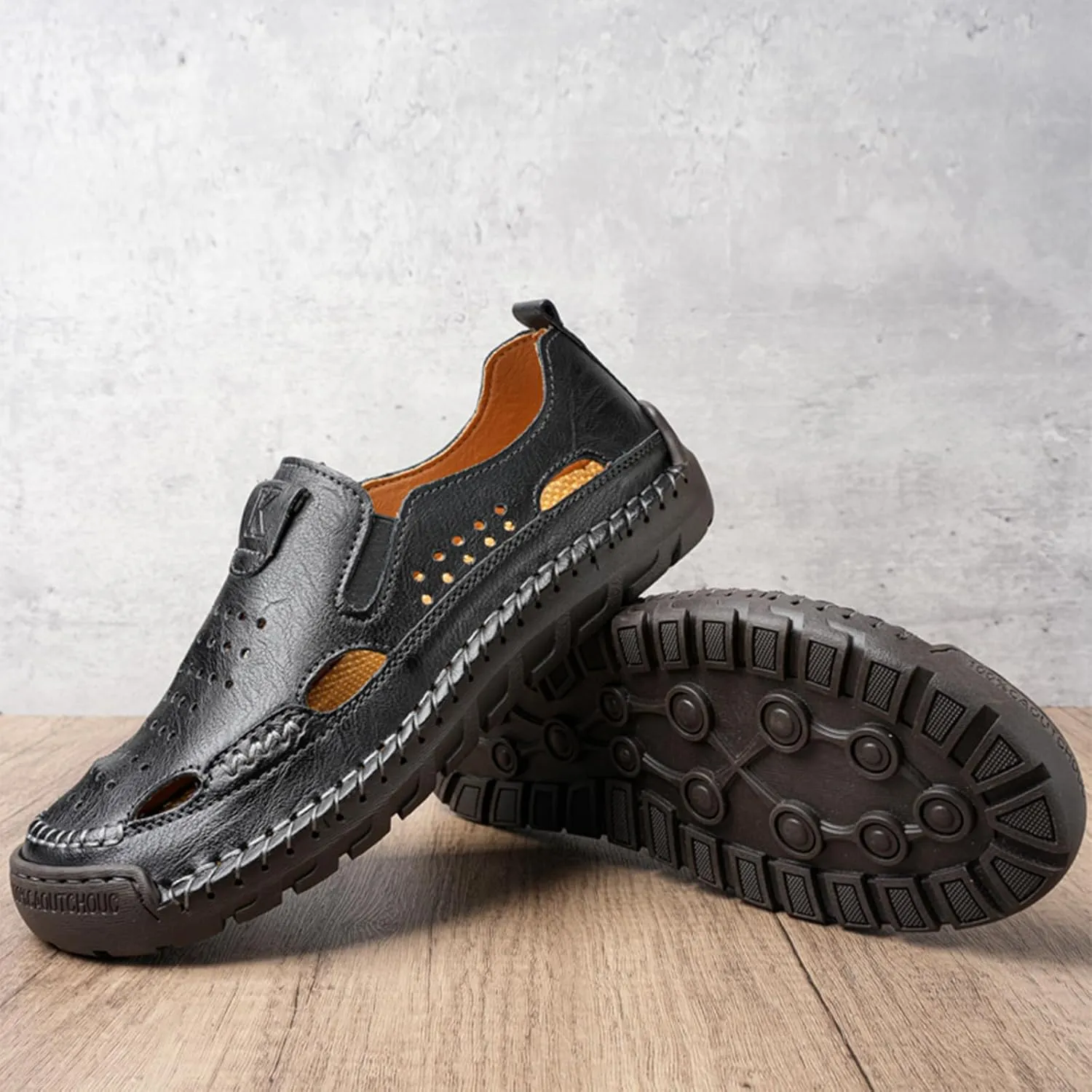 Men's Leather Fisherman Sandals Comfortable Closed-Toe Slip-On Non-Slip Cushioned Sole Breathable Hollow Out Summer Casual Shoes