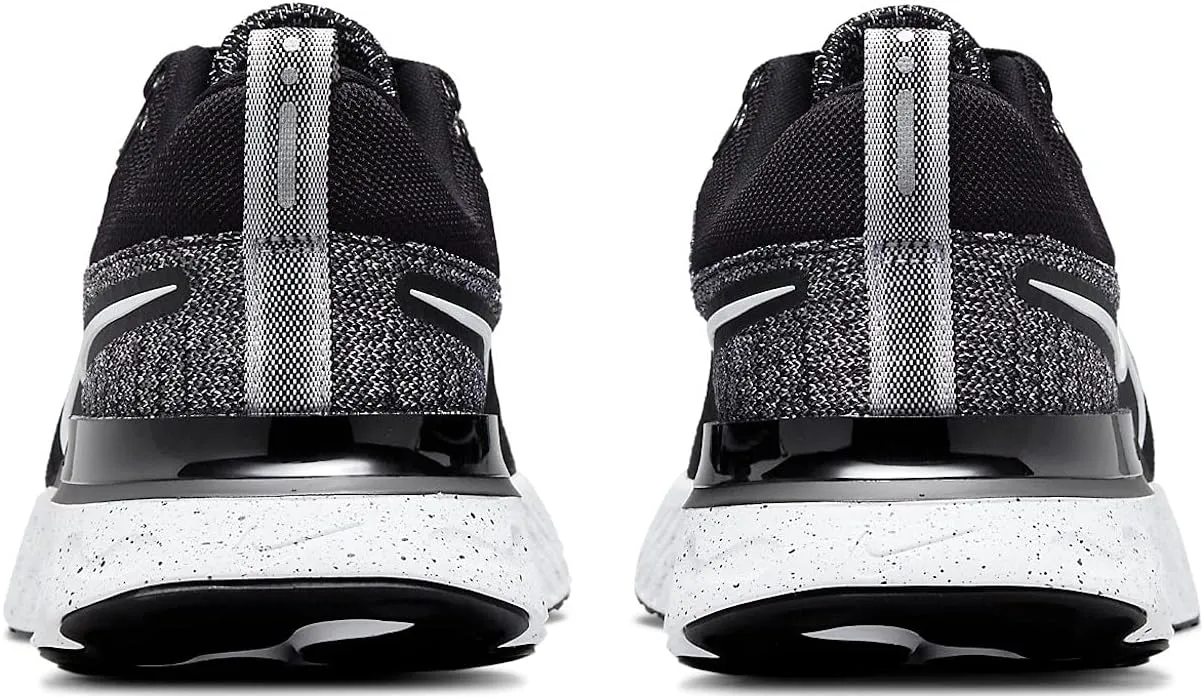 Nike mens Modern