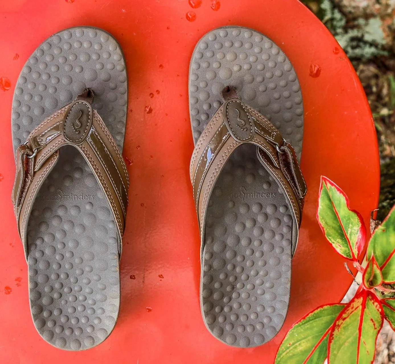 SEYMOUR Orthopedic Sandals for Women - Comfort Flip Flops With Arch Support - Relieve Foot Pain Due to Flat Feet and Plantar Fasciitis
