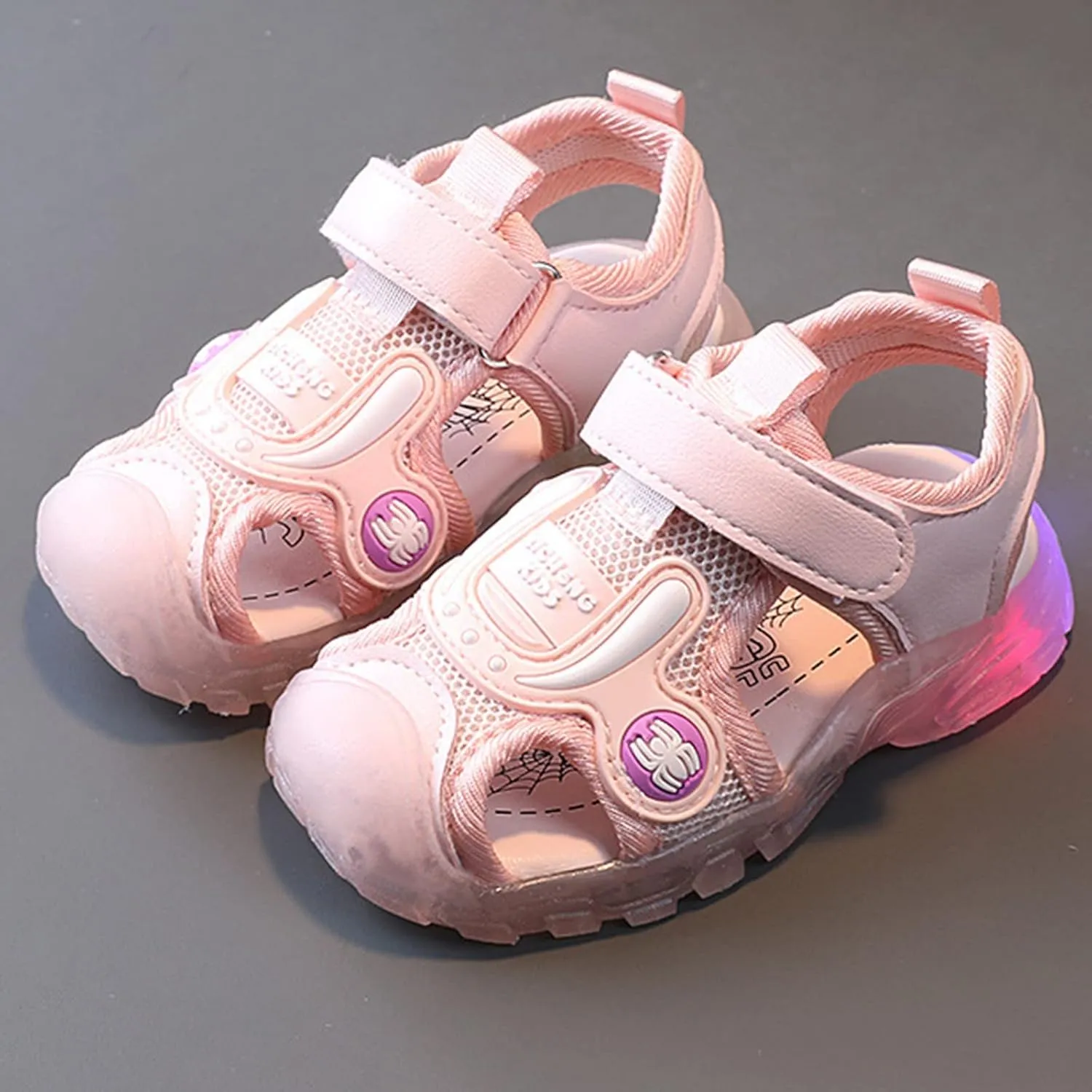 Toddler Boys Light Up Sandals Closed Toe Breathable Non Slip Kids Girls Beach Sandals Soft Sole Summer Outdoor
