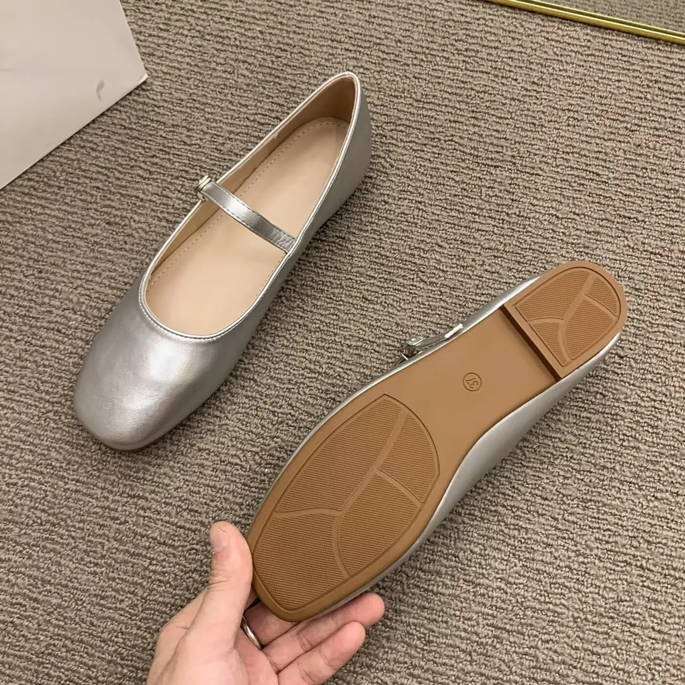 WENJIAZHIZHI Women's Round Toe Mary Janes Cute Bow Ballet Flats Elegant Low-Heel Girls Dress Shoes Wedding Slip-ons