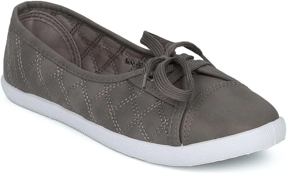 WestCoast Malibu Women's Quilted Lace-up Flat Fashion Sneaker Tennis Shoes