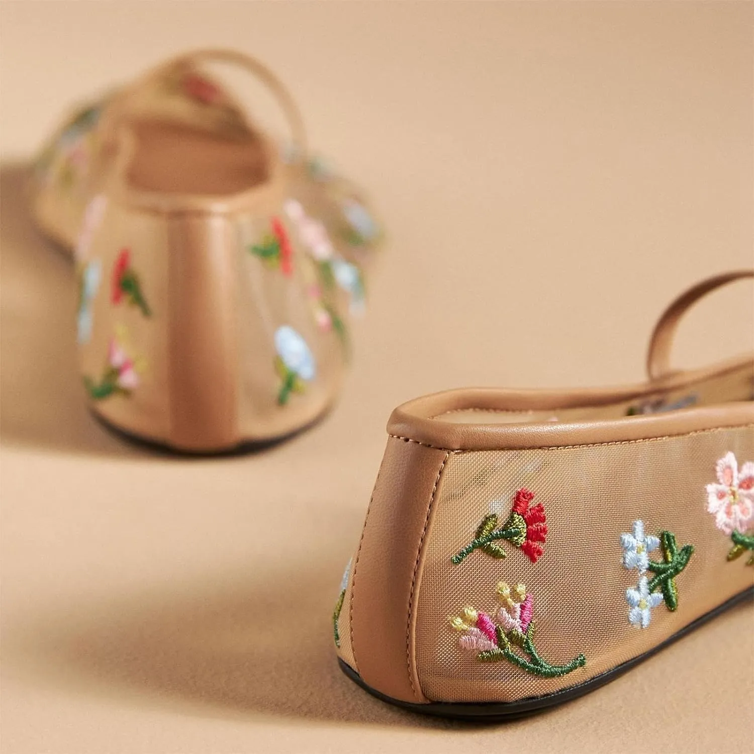 Women's Mesh Ballet Flats Embroidered Floral Mary Jane Flats Casual Comfortable Round Toe Ballerina Shoes