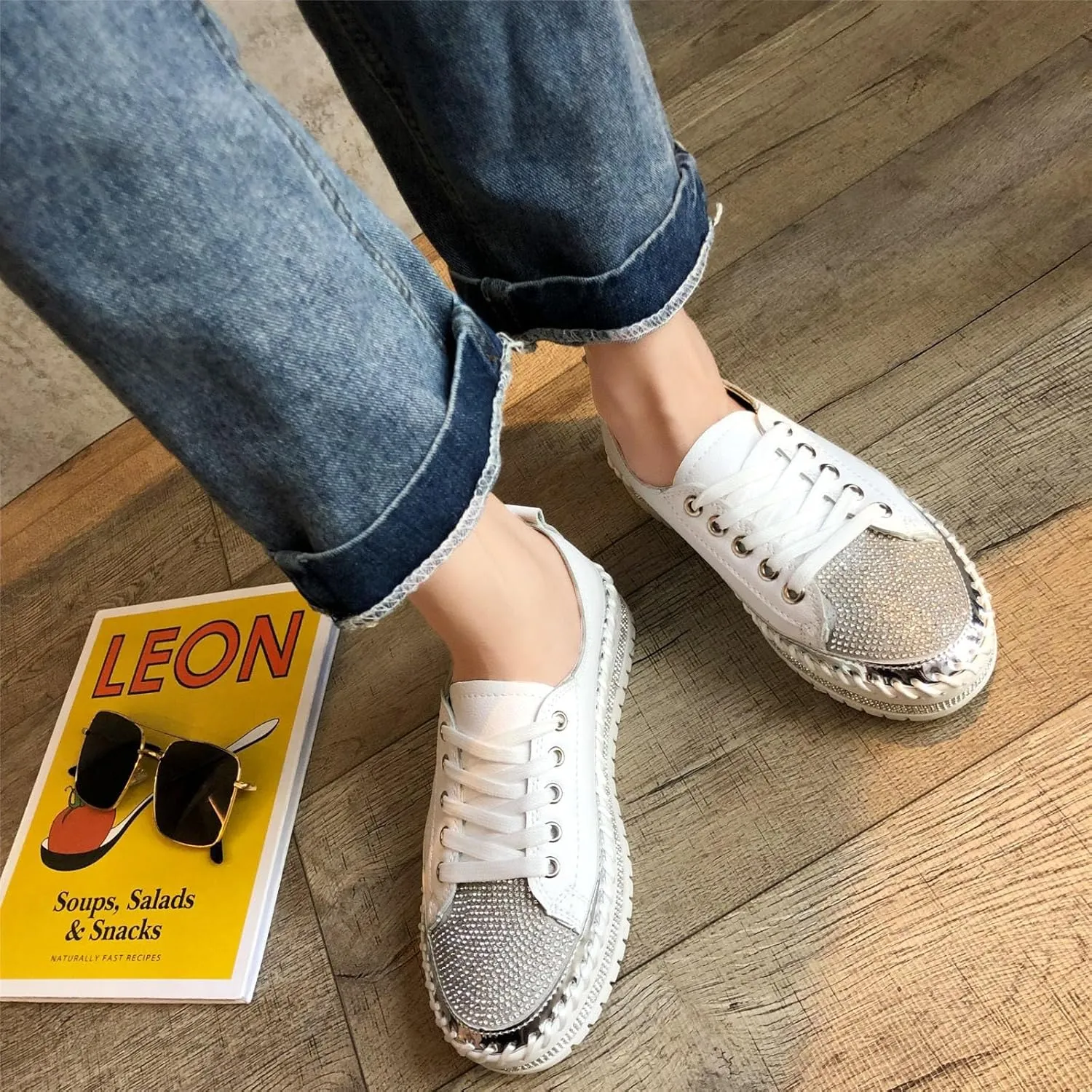 Women's Sequins Diamonds Flat Lace Up Fashion Sneakers Comfortable Shiny Dazzling Wedding Bridal Fashion Walking Shoes