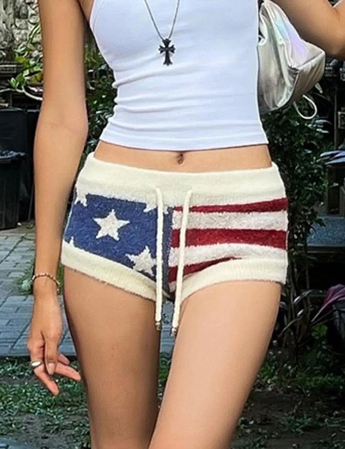 Women’s Y2K Striped Knit Shorts High Waisted Short Lounge Summer Elastic Rainbow Color Block Sweater Shorts